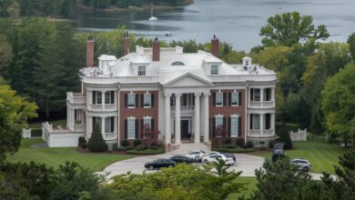 where does michael jordan live